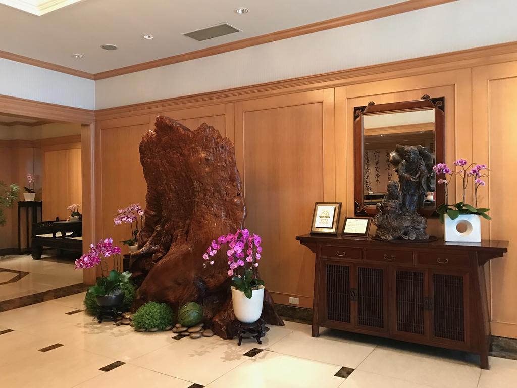 Quali sono i migliori hotel vicino a Tempio di Confucio di Taipei? Esterno foto